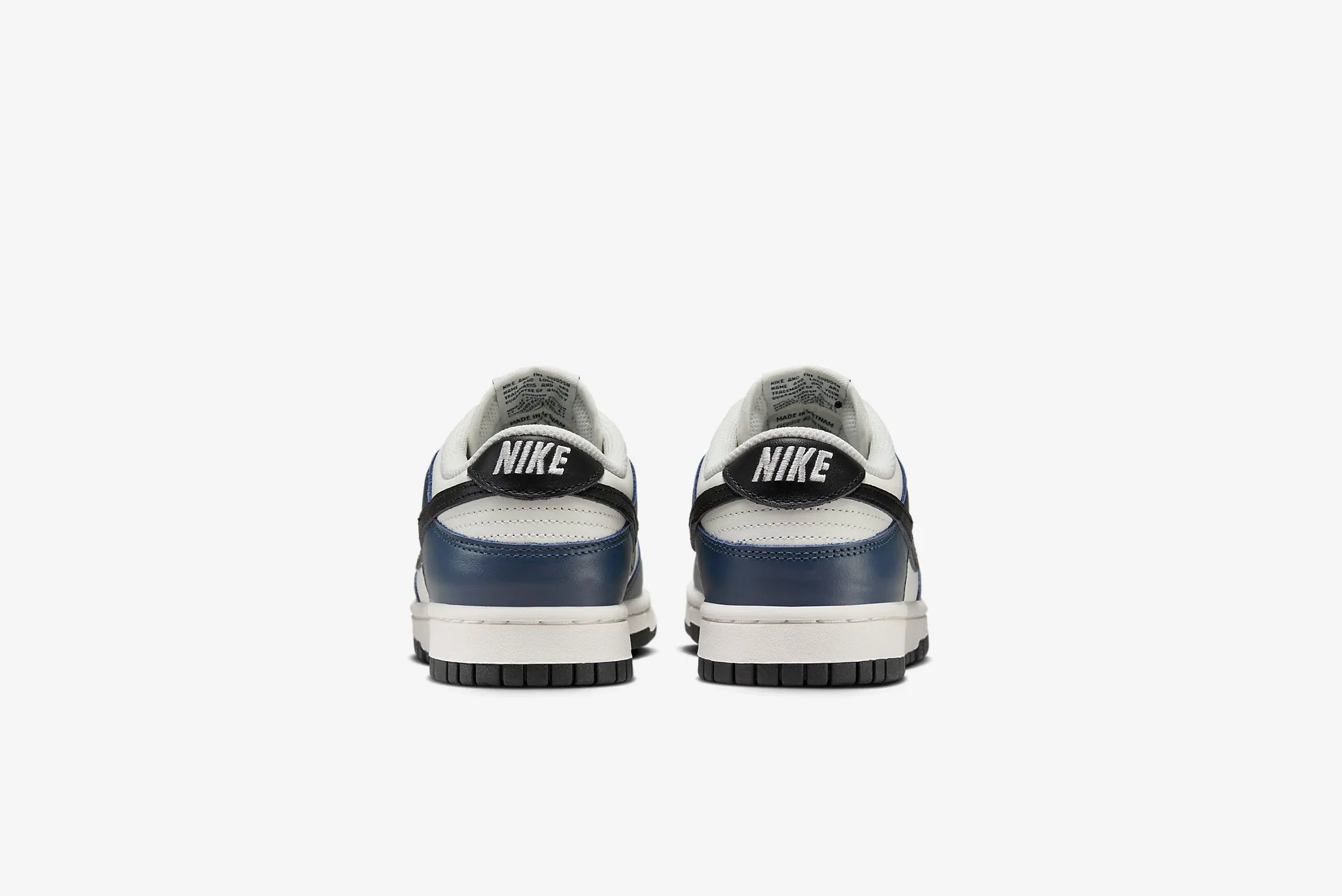 Nike Dunk Low W - Armory Navy / Black / Sail