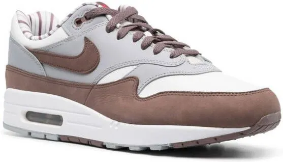 Nike React Pegasus Trail 4 sneakers Grey