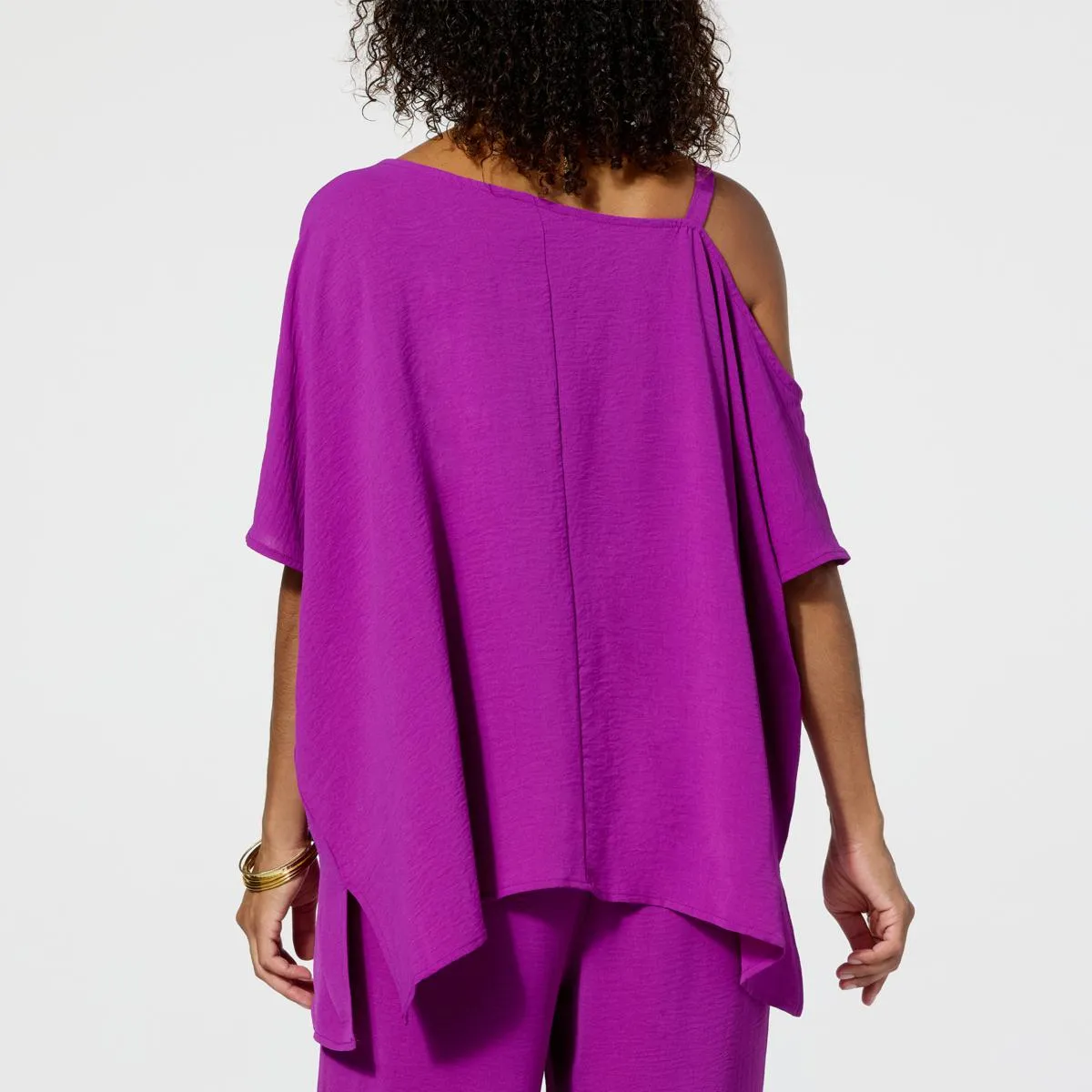      Nina Leonard Off-Shoulder Wave Textured Tunic      