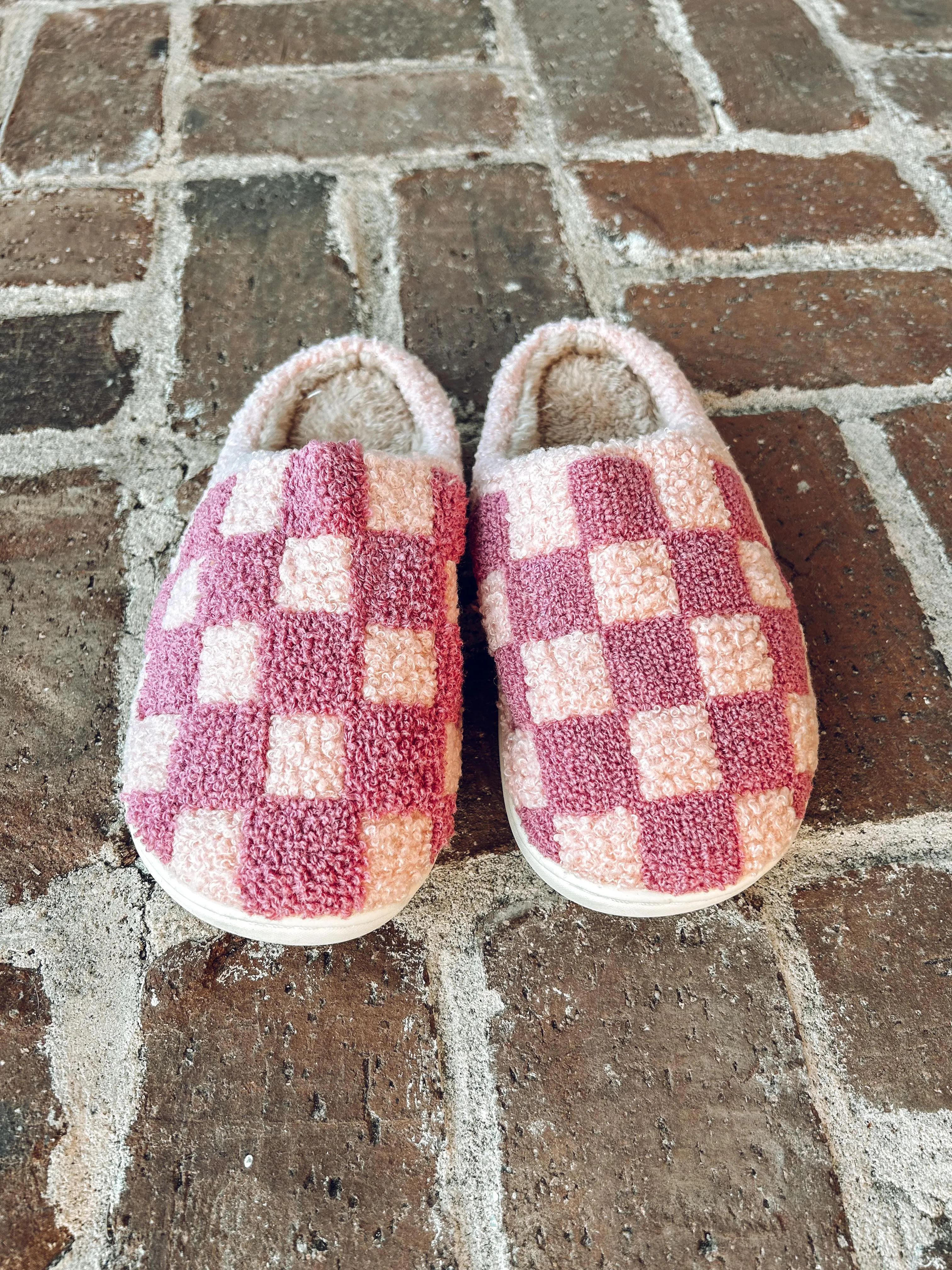 Novelty Slipper | Pink Check