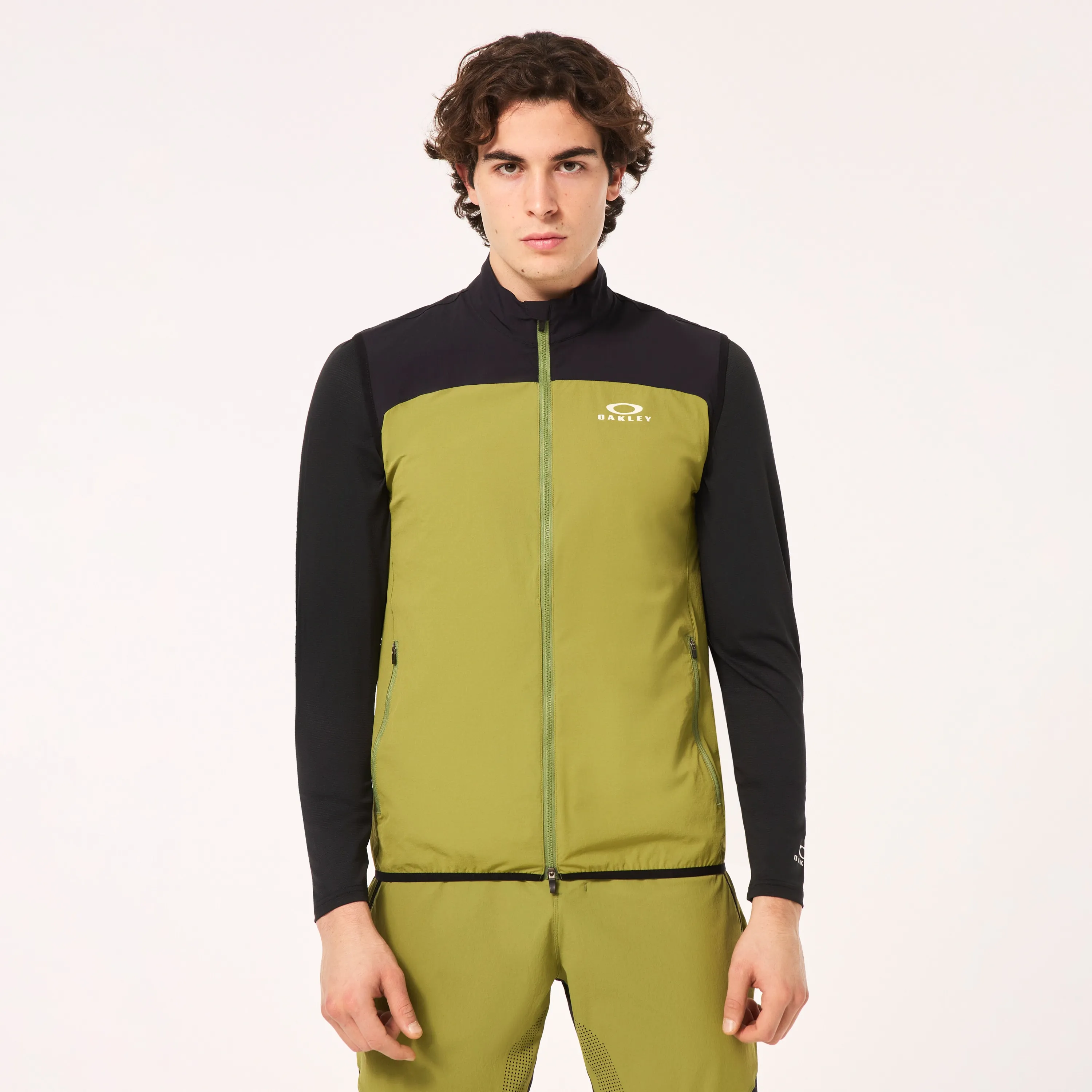 Oakley Men's Elements Vest Size: