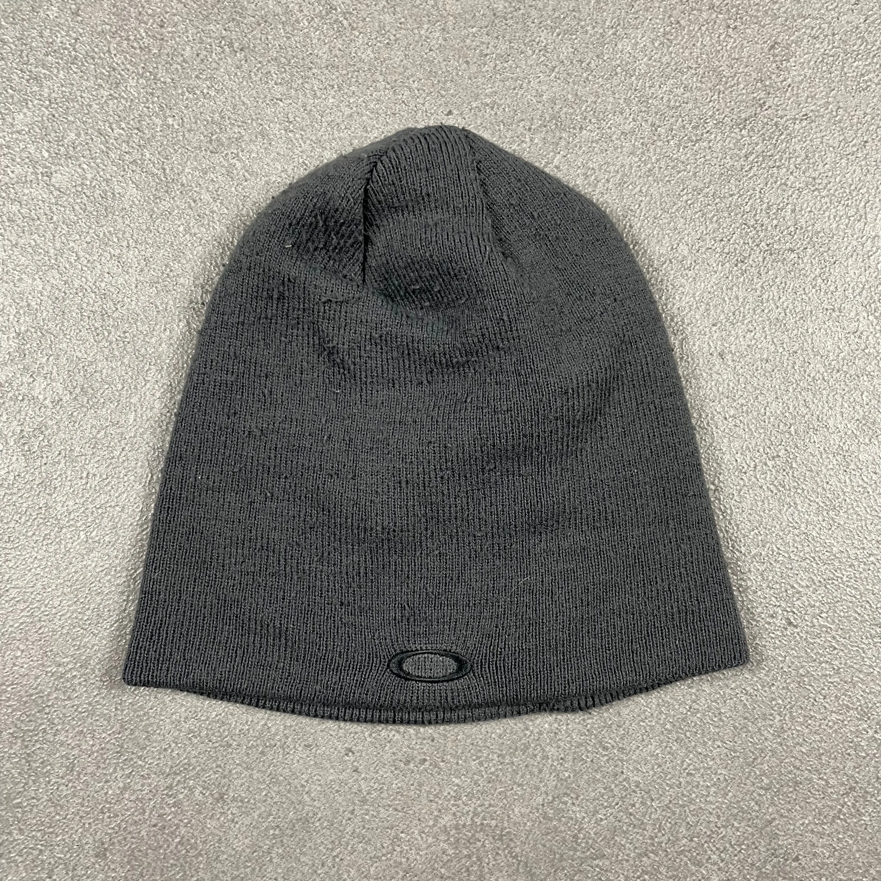 Oakley vintage beanie