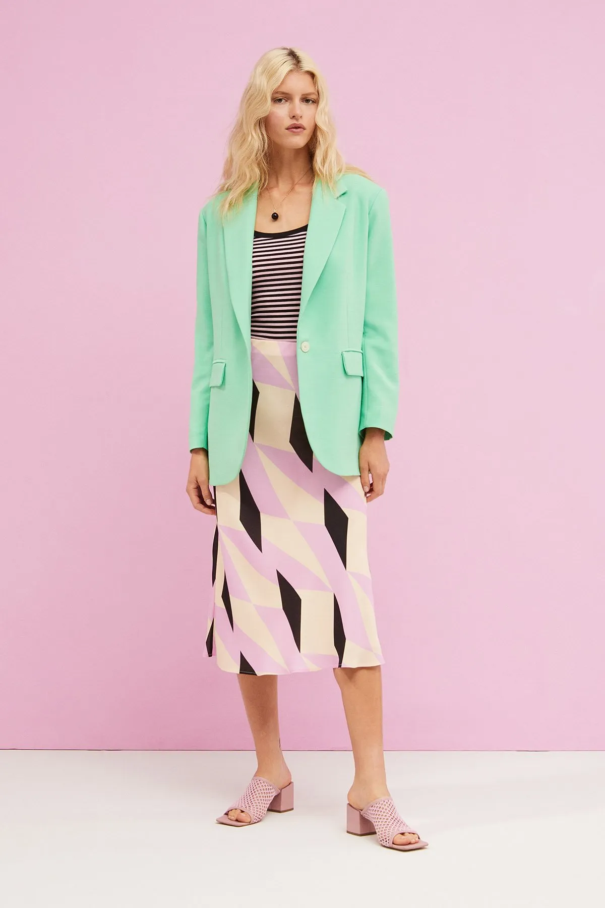 Oversized one-button jacket