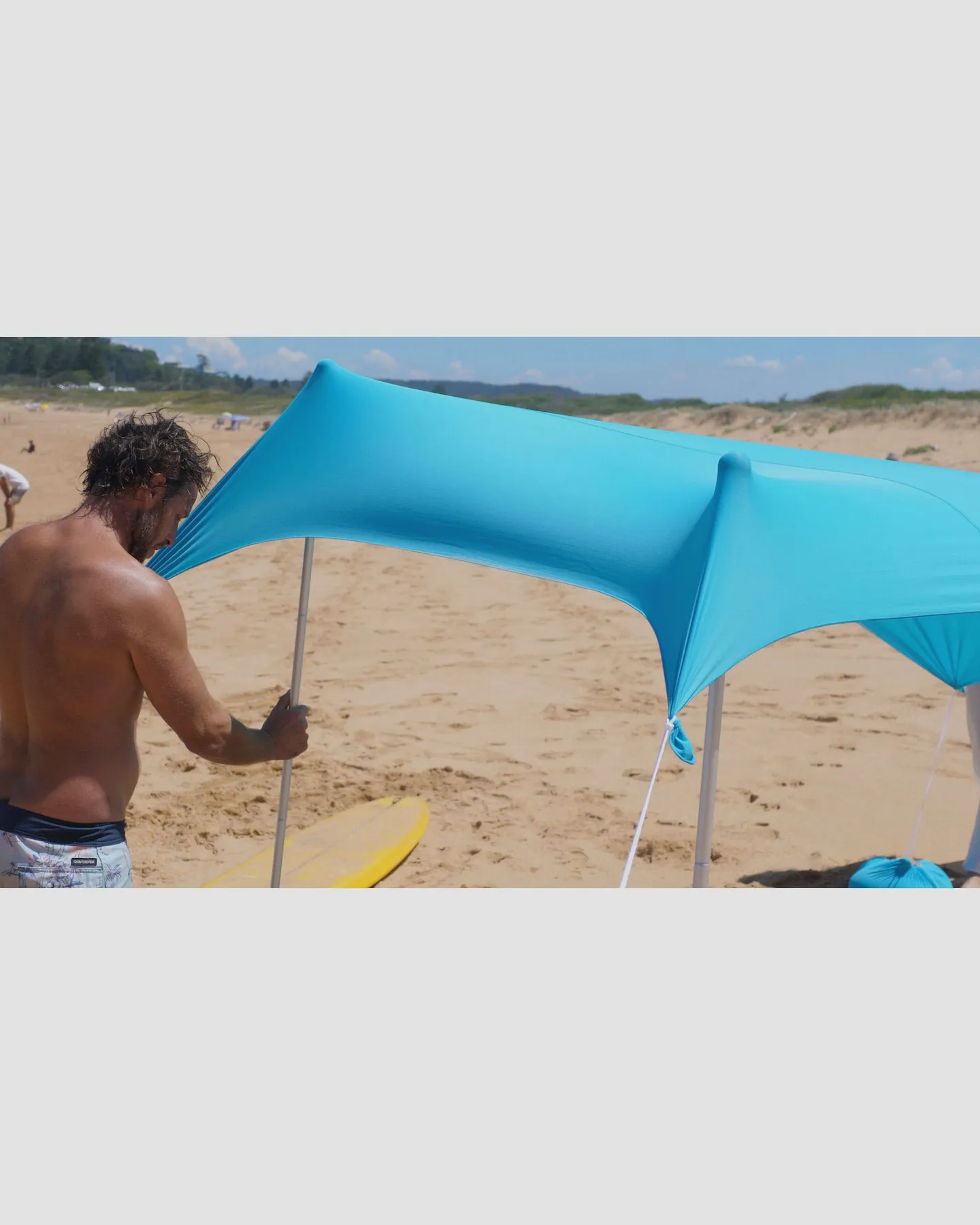 Ozoola Beachlife Family-Size Ocean Beach Tent - Blue | SurfStitch