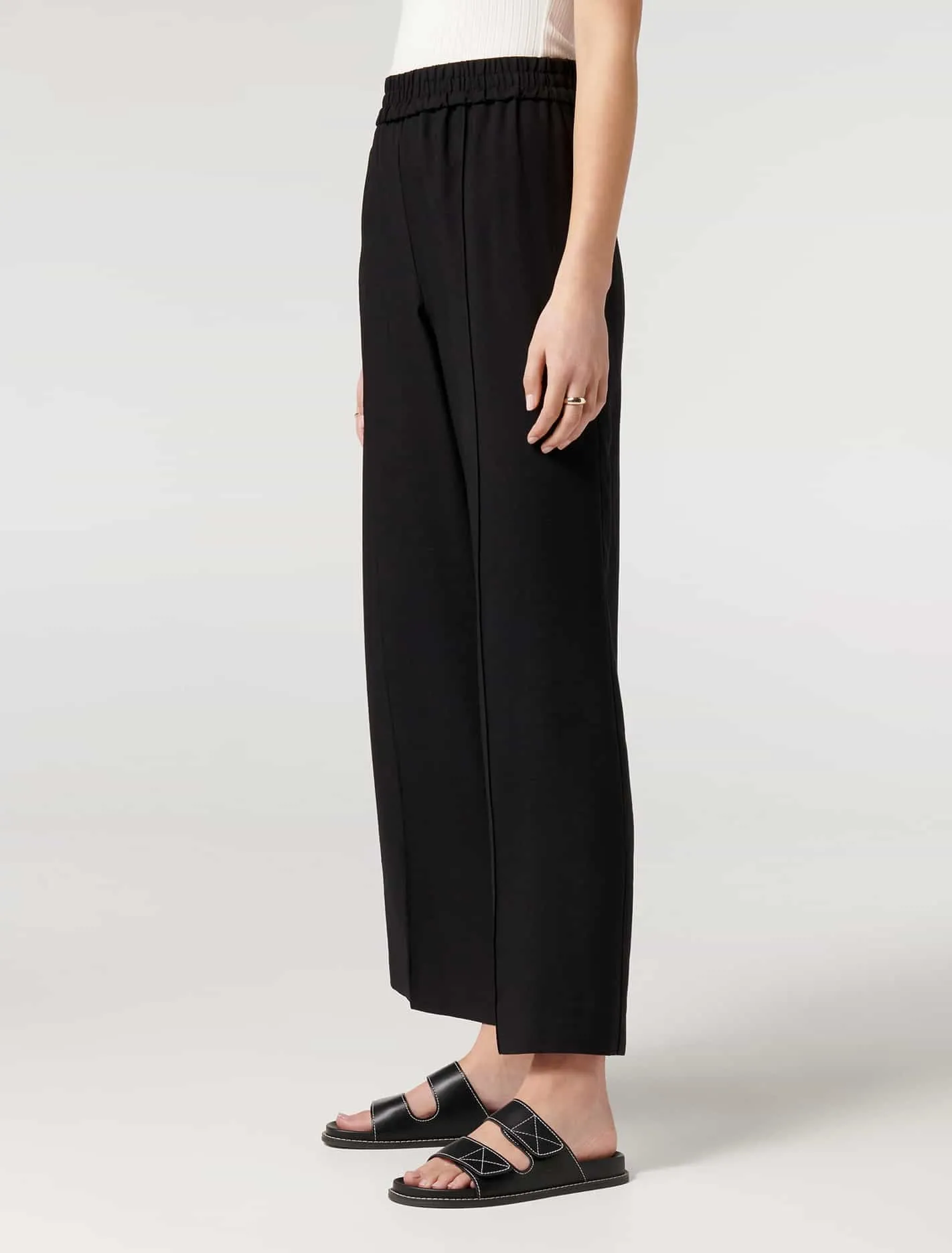 Petra Wide-Leg Pintuck Pants