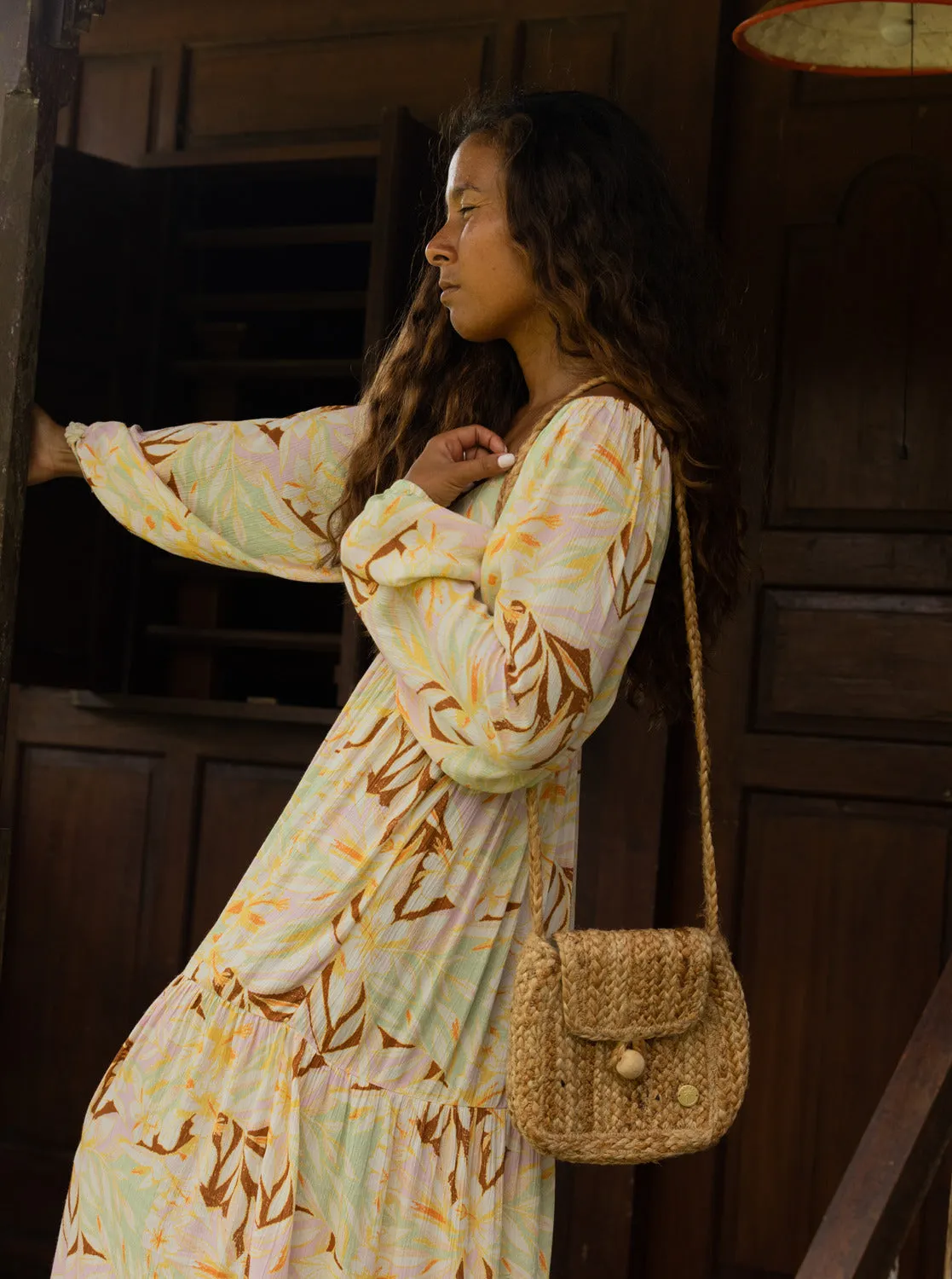 Ritual Kiss Crossbody Purse - Natural