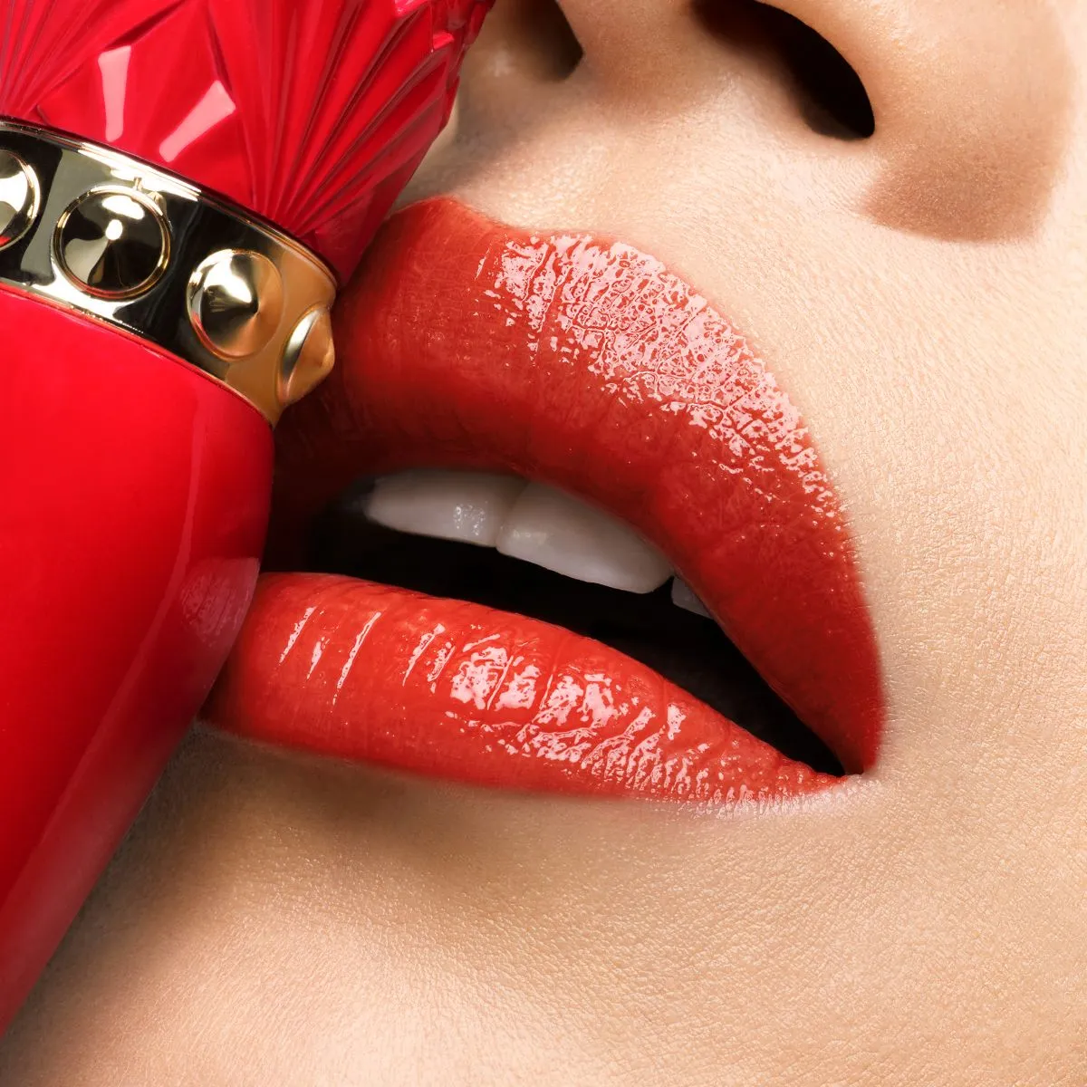 Rouge Louboutin SooooO…Glow Lipstick refill - Burning Tangerine 004G