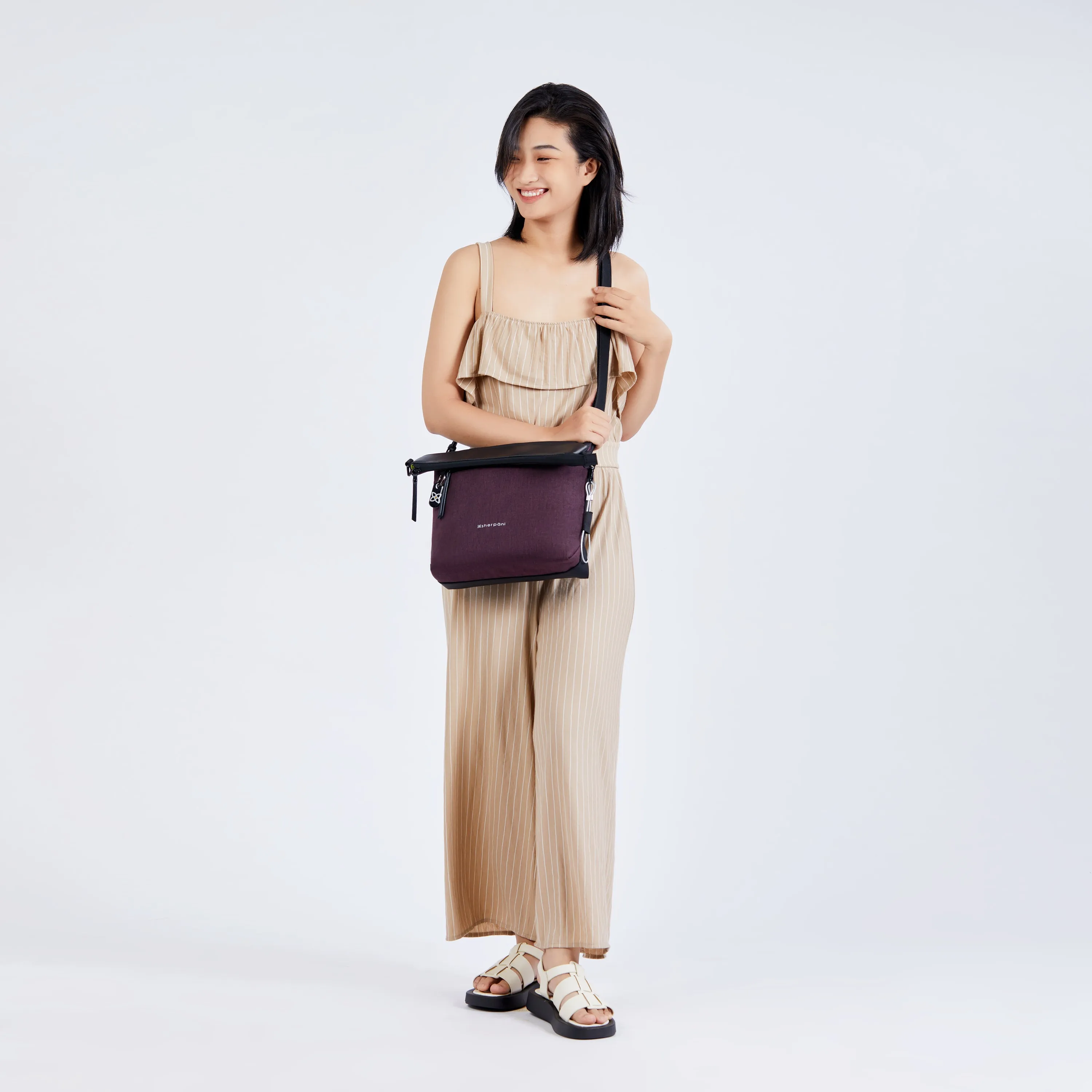 Sherpani Vale AT Convertible Travel Crossbody/Shoulder Bag merlot