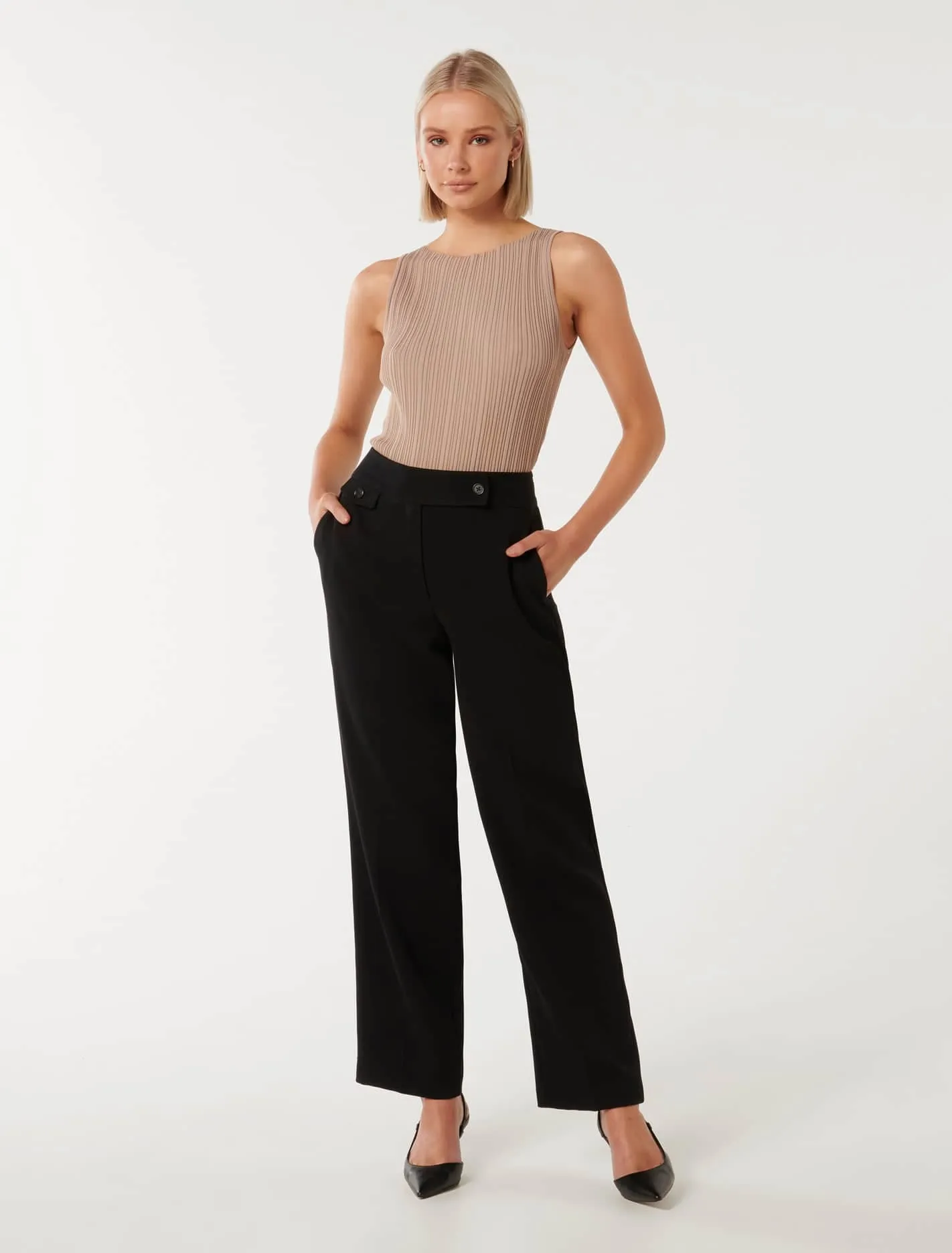 Simmy Straight-Leg Pants