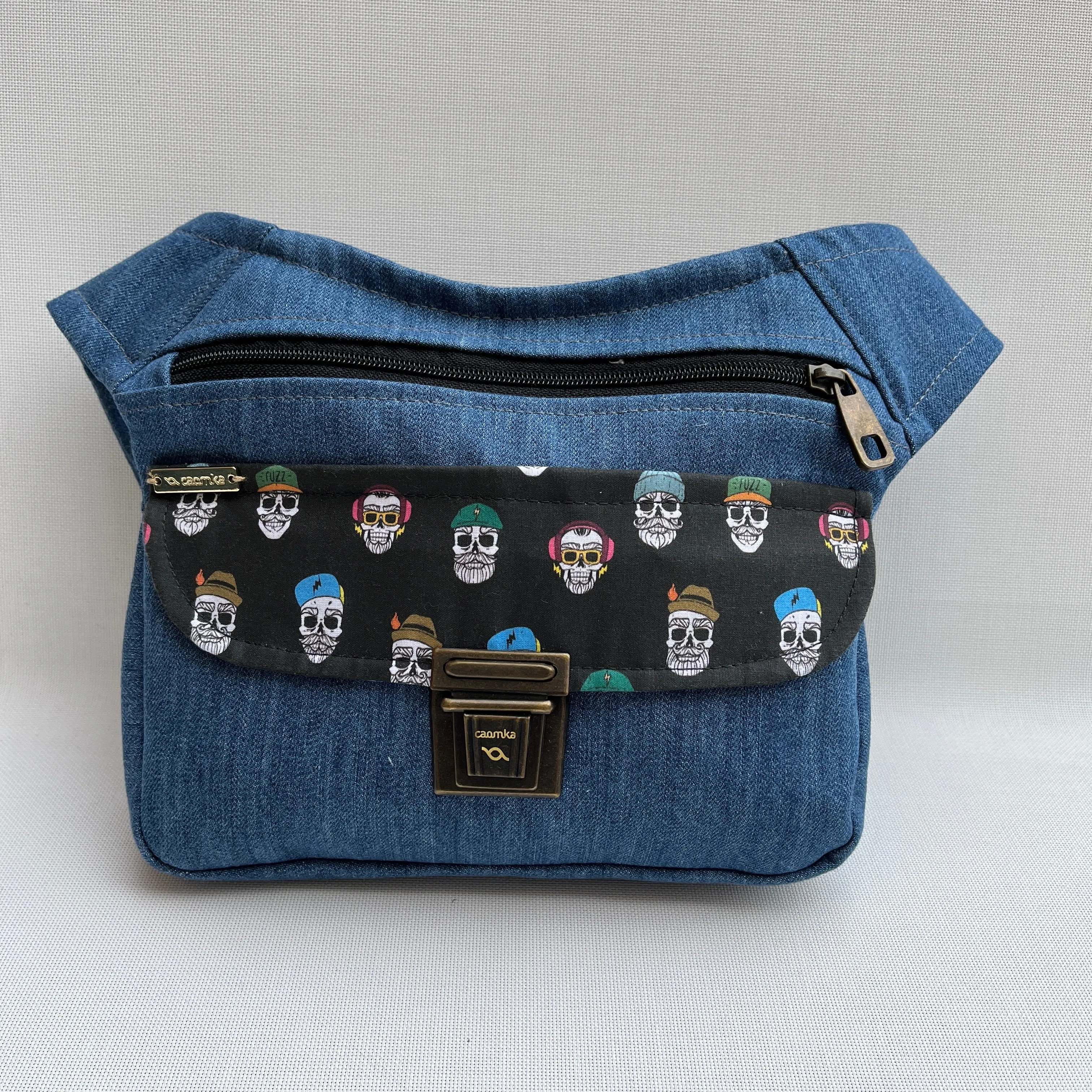 Special Jeans & Skulls + Bolsillo trasero · Pieza nica Núm. 11204