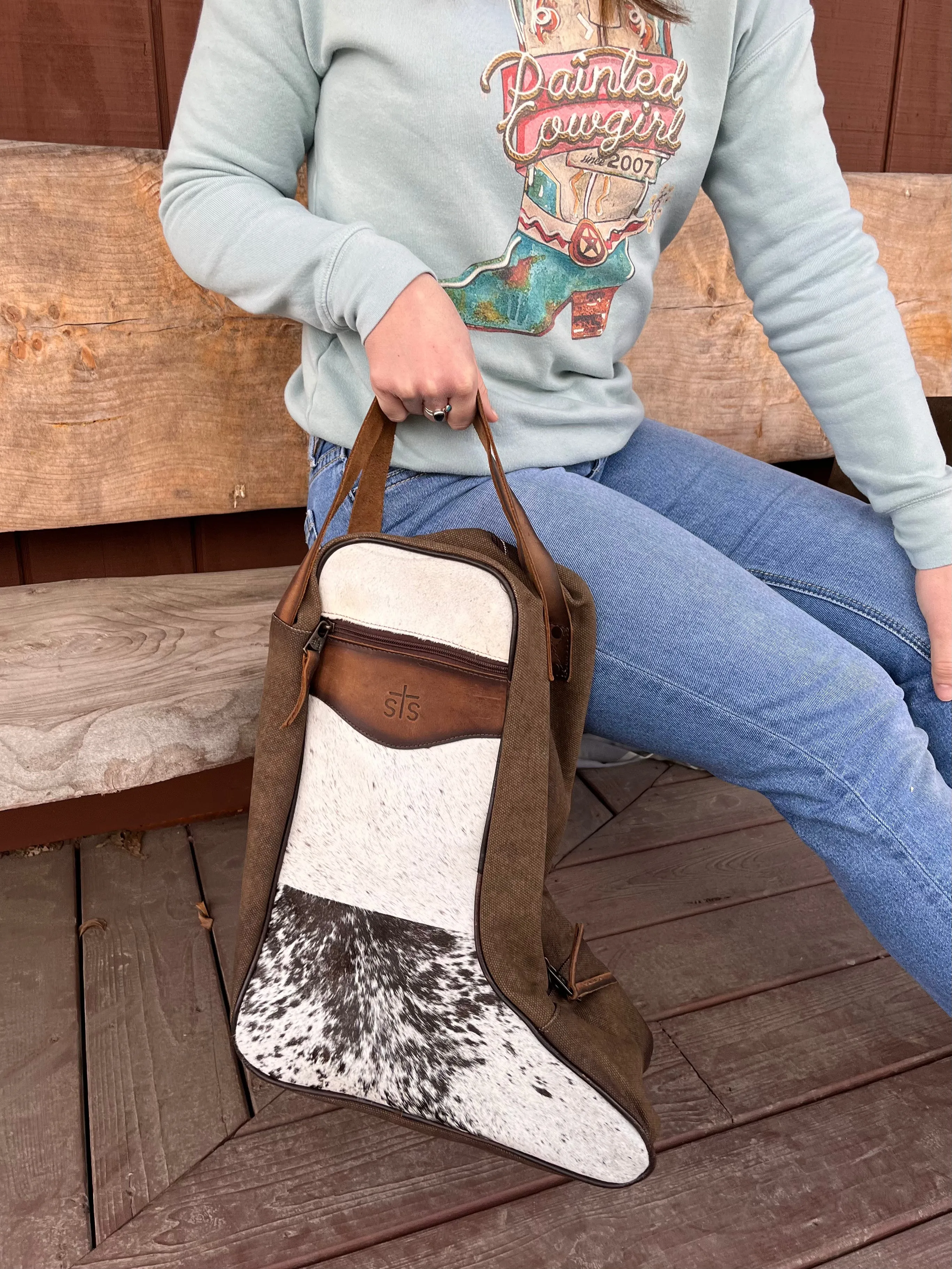 STS Classic Cowhide Boot Bag STS39960