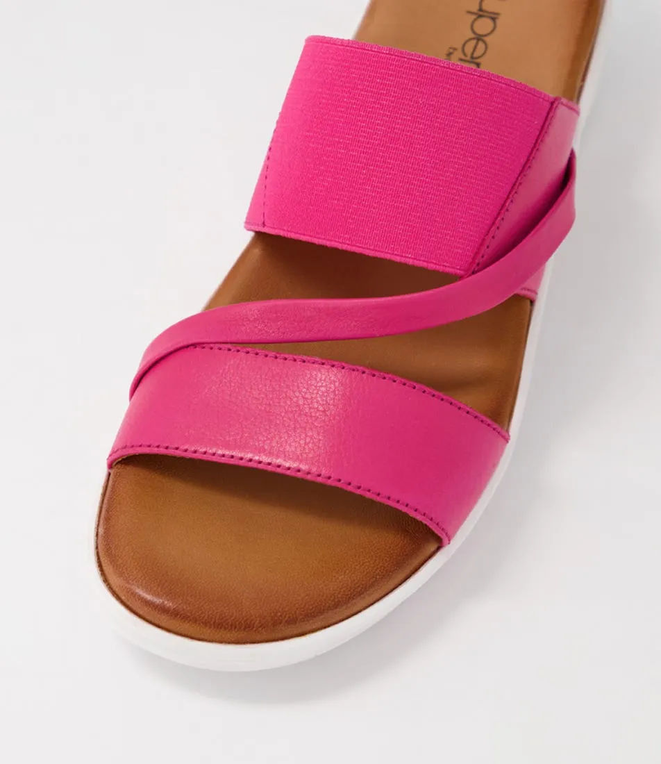 SUPERSOFT Teelina Fuchsia Leather Elastic Sandals