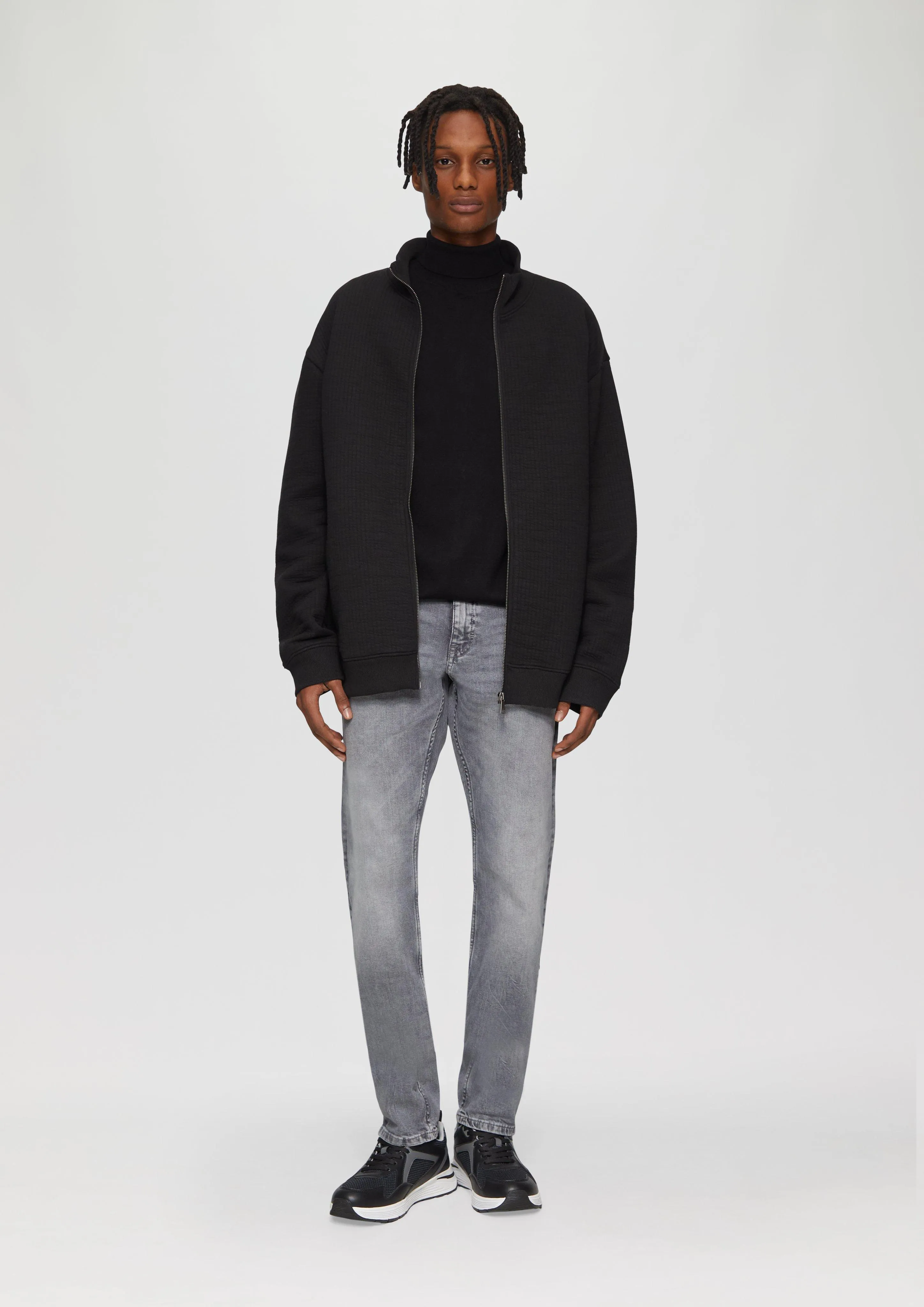 Textured sweatshirt jacket with a stand-up collar