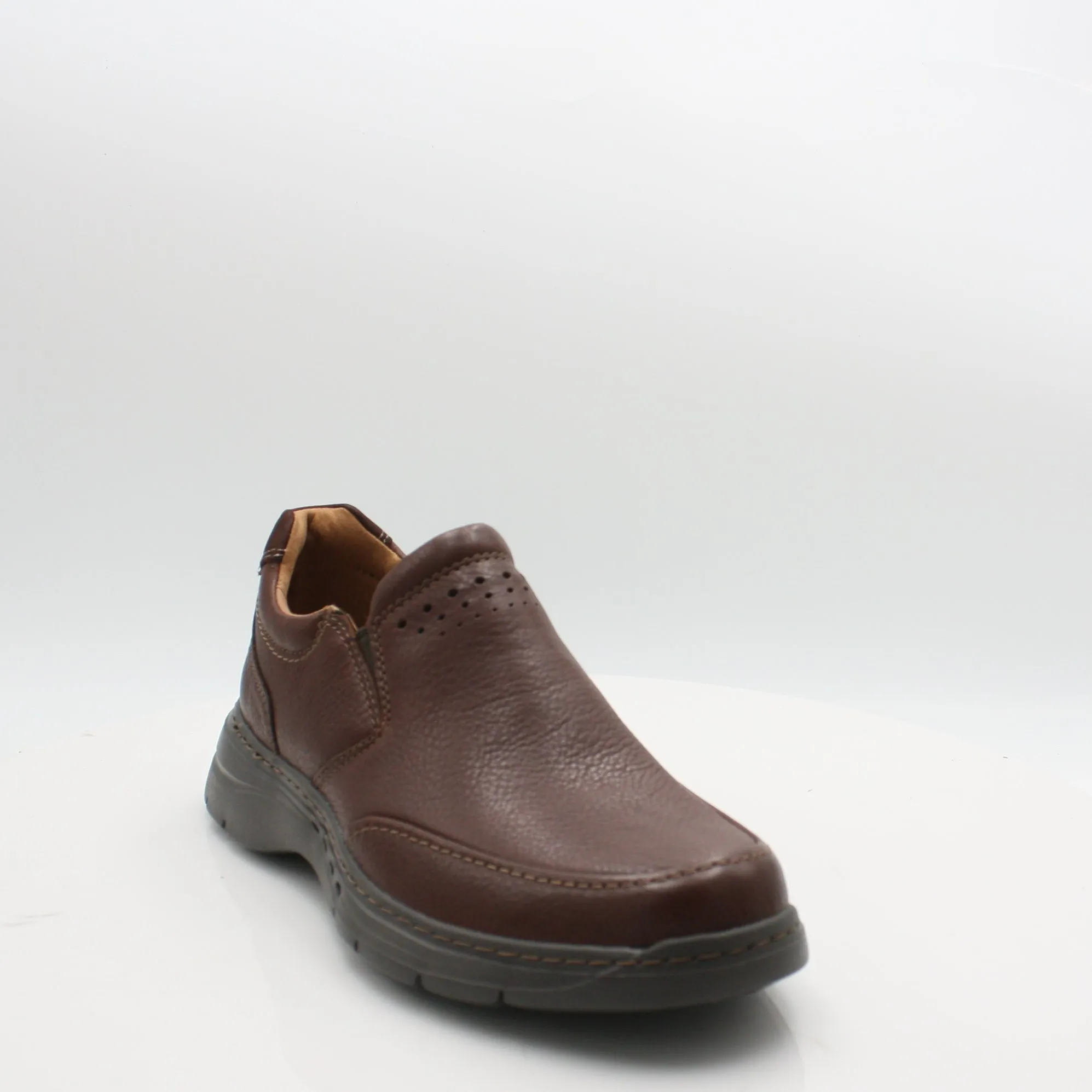 Un BrawleyStep  EX WIDE CLARKS
