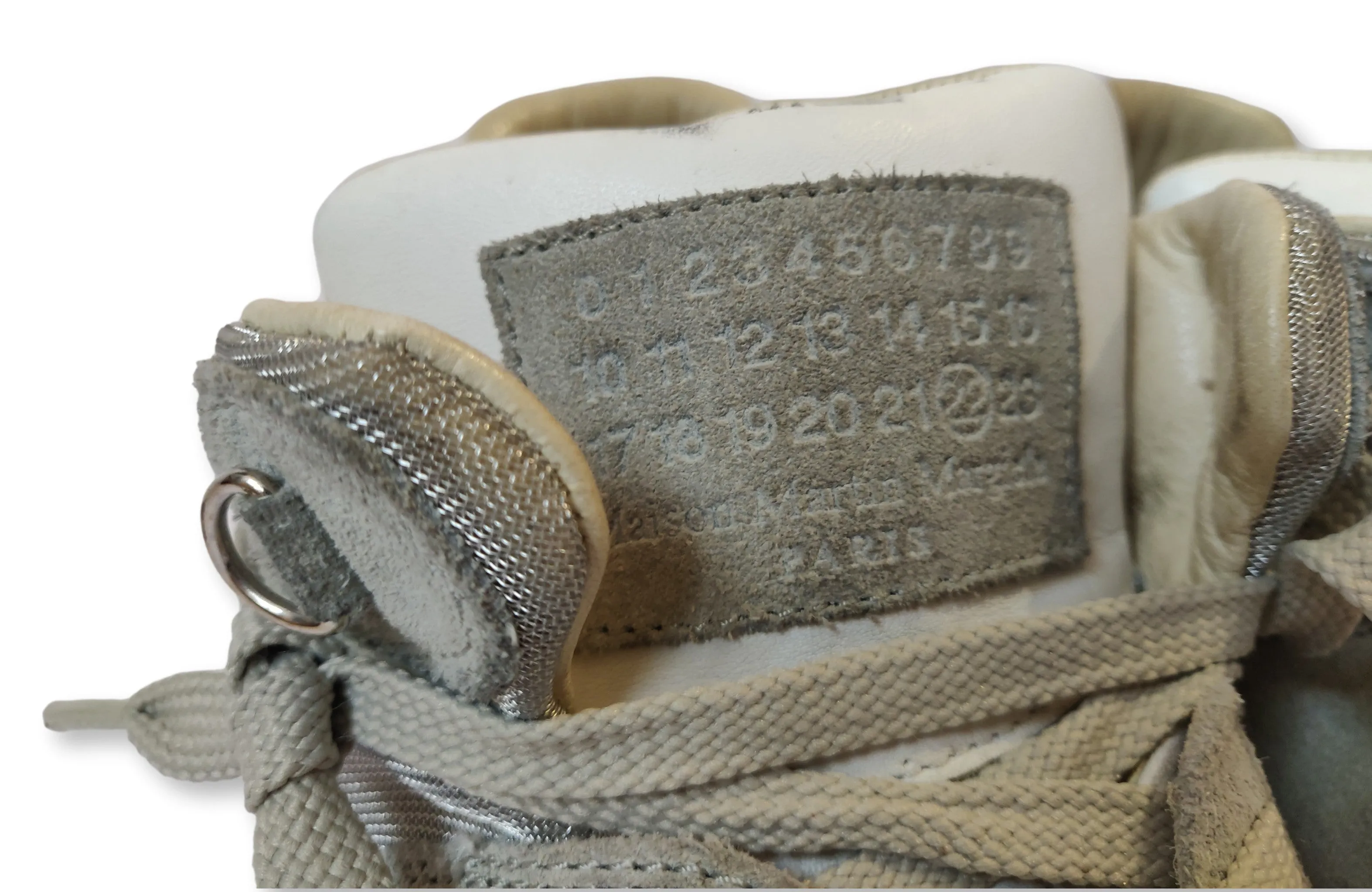 Vintage beige Maison Margiela Line 22 sneakers Made in Italy