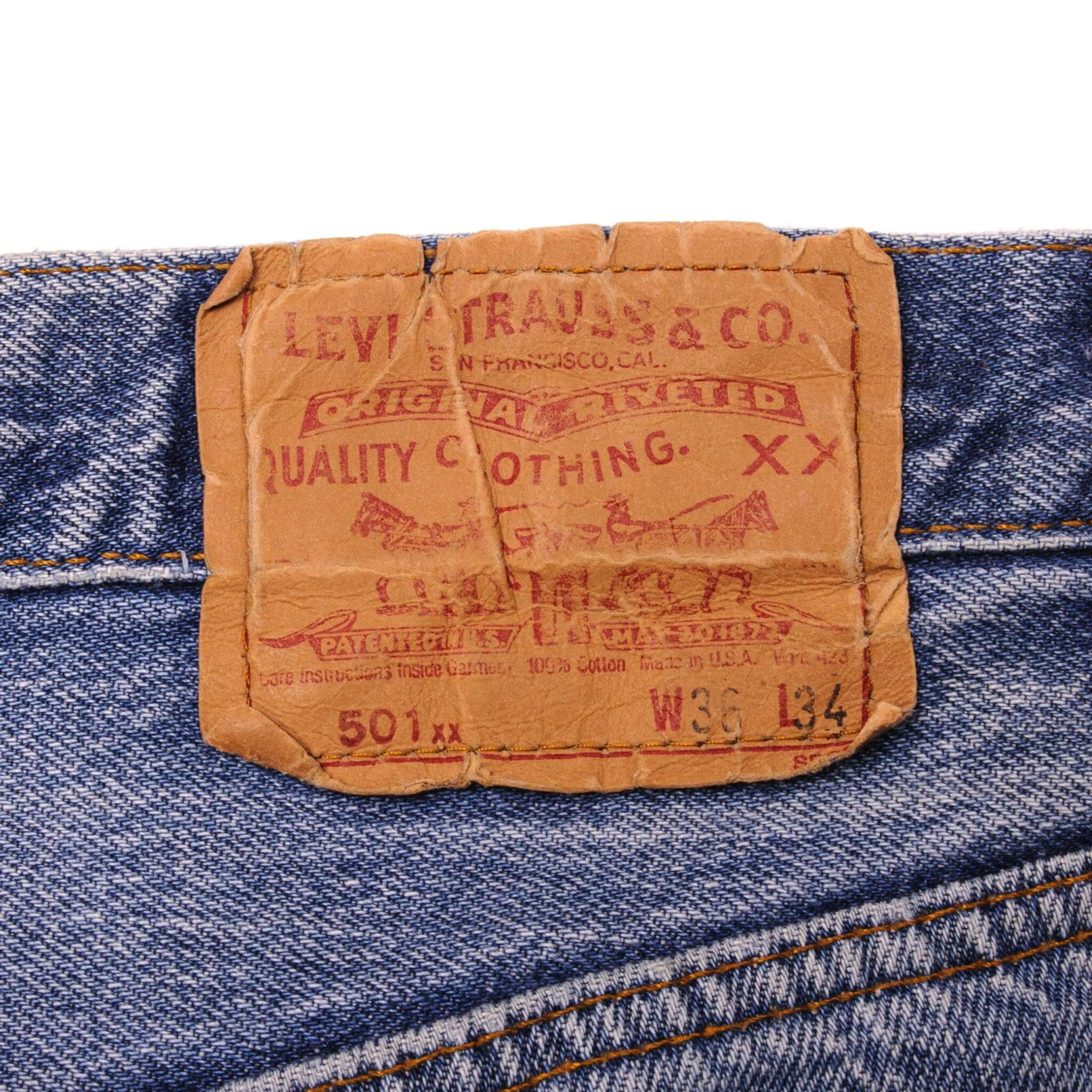 VINTAGE LEVIS 501 JEANS INDIGO SIZE W32 L30 MADE IN USA