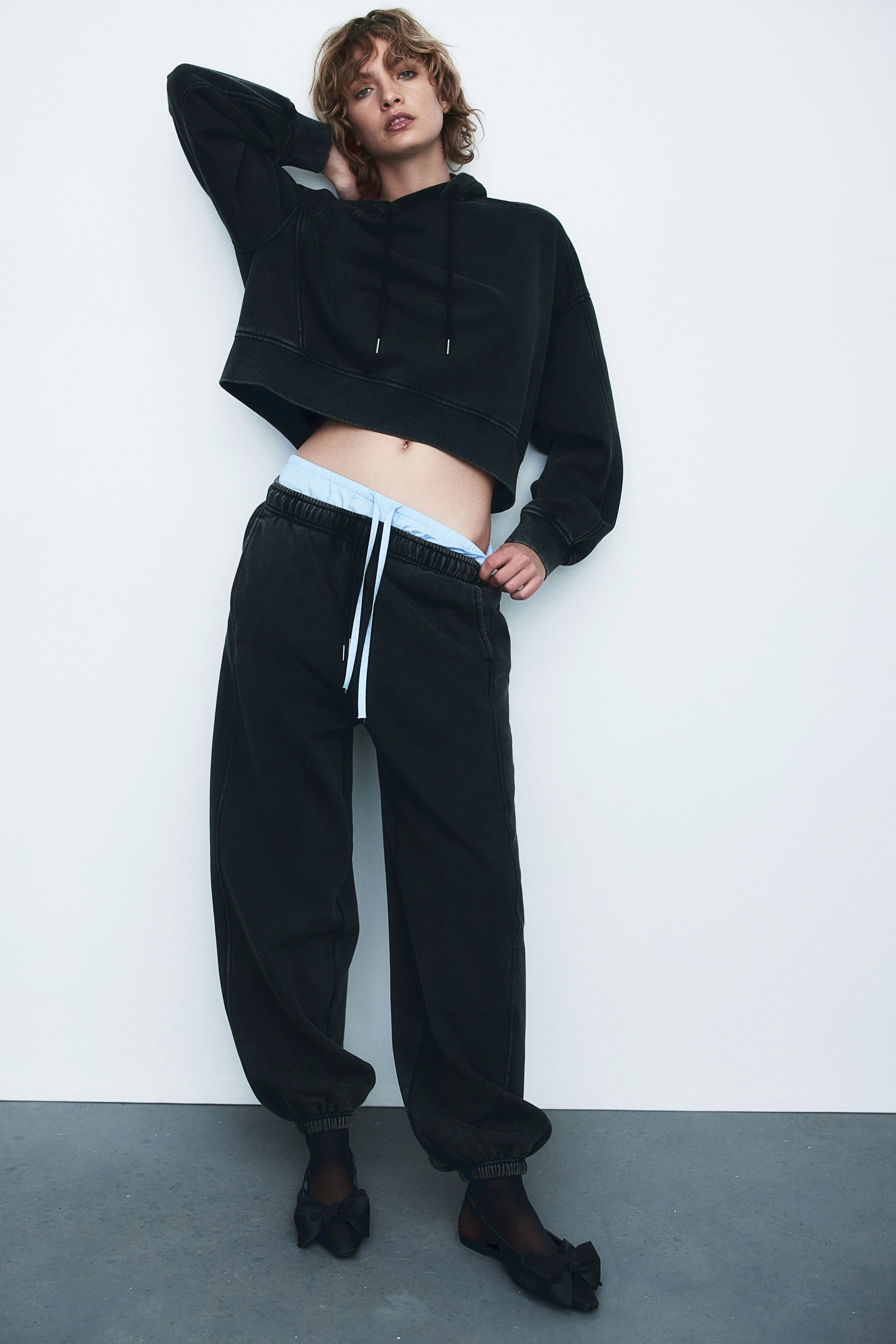 Washed-look joggers - Regular waist - Long - Black - Ladies | H&M GB