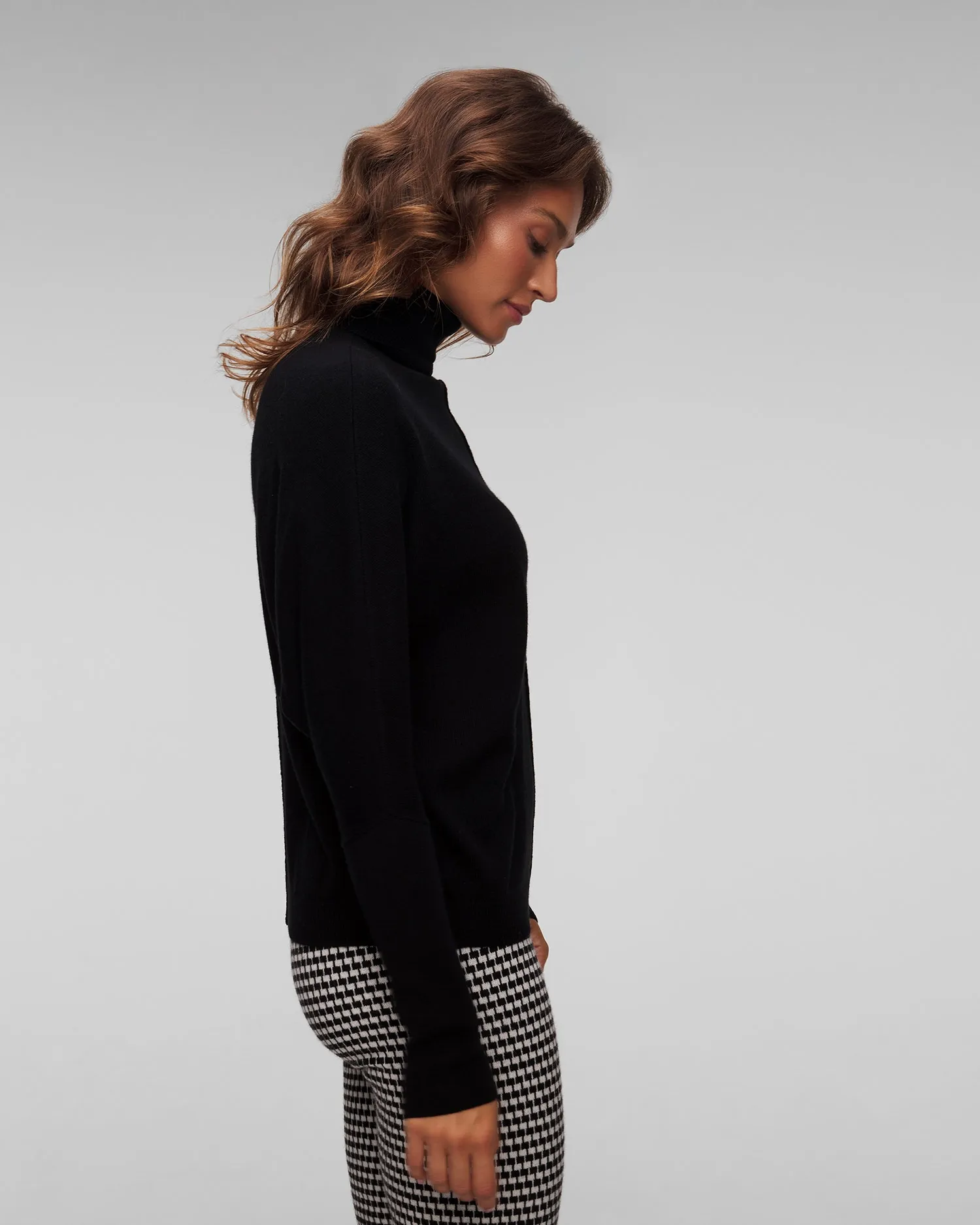 Women's woollen turtleneck Allude 17660-90