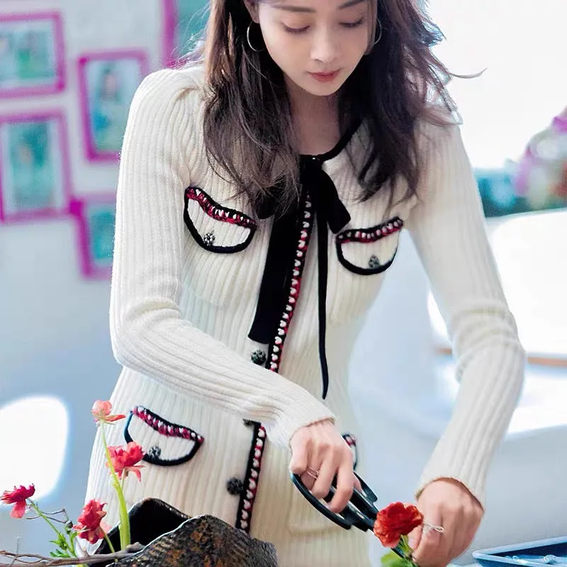 Yin Tao's same style French white small fragrant style round neck bow slim knitted dress design sweater skirt D9191