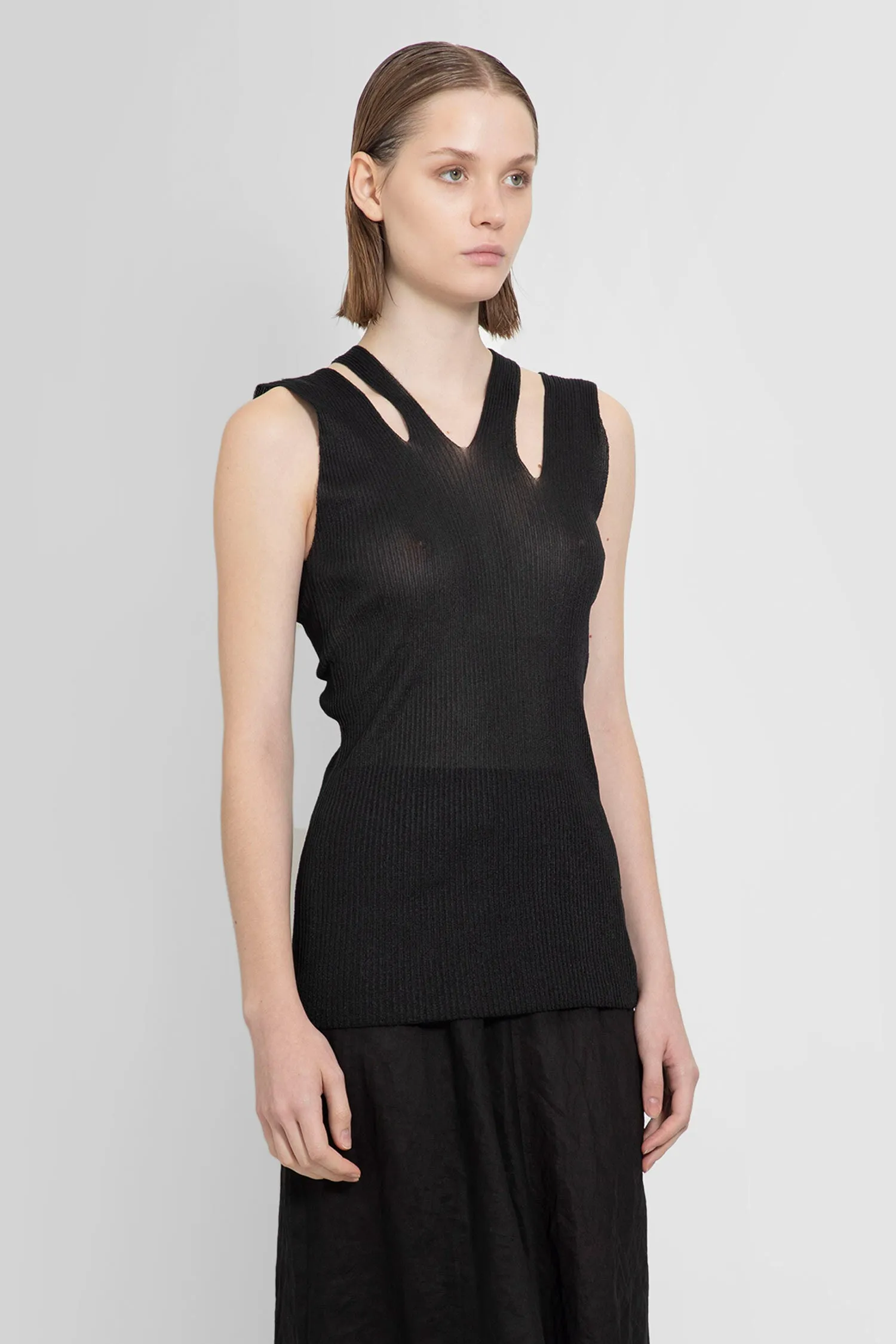 yohji yamamoto sleeveless top